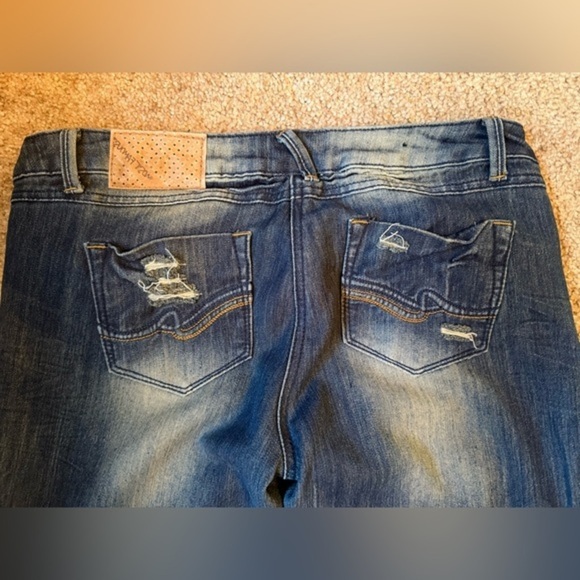 Almost famous Distressed jeans size 13 - Picture 5 of 5
